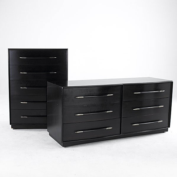 T.H. ROBSJOHN-GIBBINGS / WIDDICOMB: T.H. ROBSJOHN-GIBBINGS; WIDDICOMB; Long and tall dressers; Long dresser: 30'' x 67'' x 22''