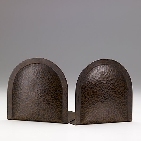 GUSTAV STICKLEY; Rare pair of bookends: GUSTAV STICKLEY; Rare pair of hammered copper bookends; Als Ik Kan stamp; 5 1/2'' x 5 1/2''