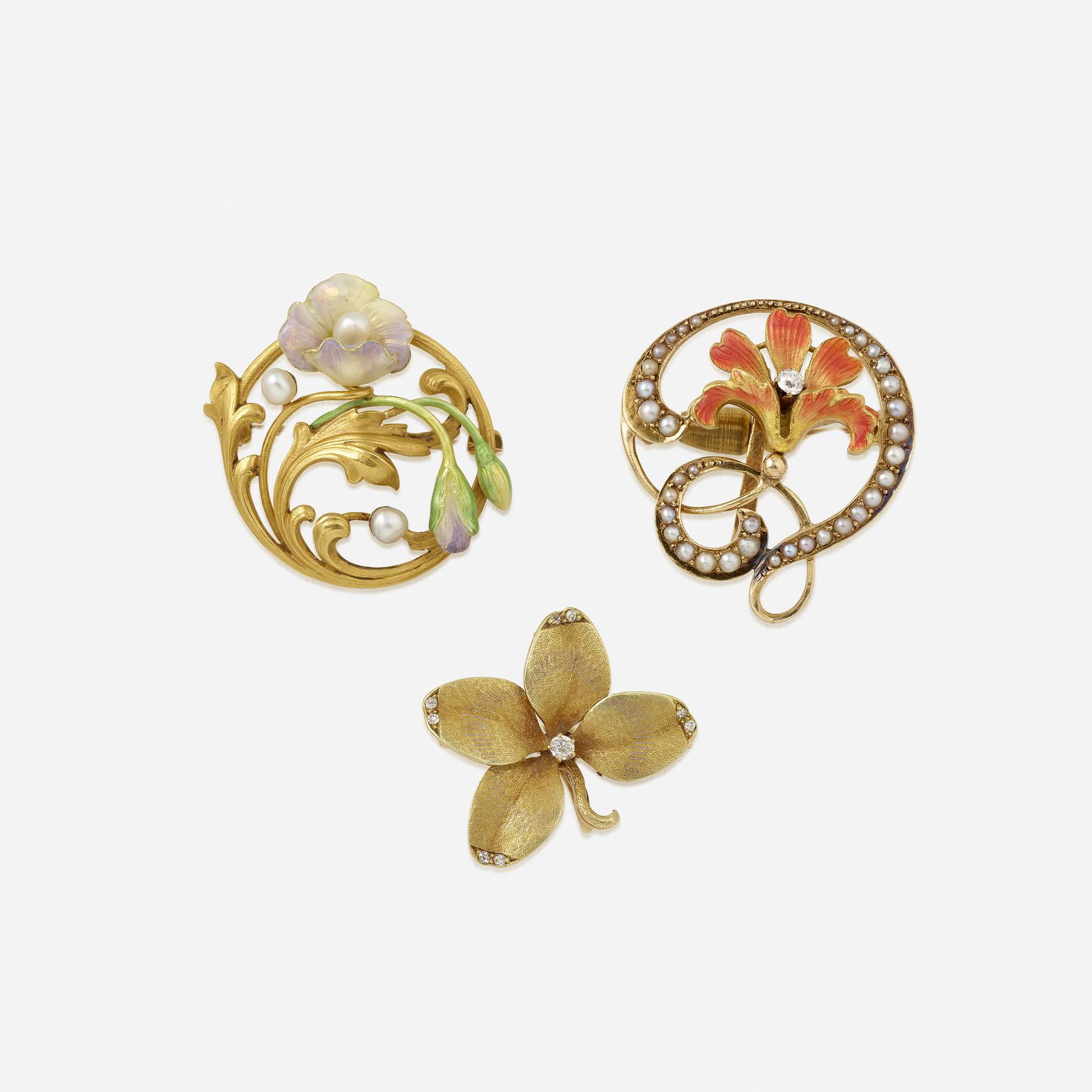 Three American flower brooches (1 of 2)