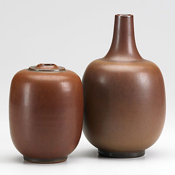 ERICH and INGRID TRILLER; TOBO: ERICH and INGRID TRILLER; TOBO; Two glazed stoneware vases; Signed Triller TOBO; 6 1/4'' and 9 1/4''