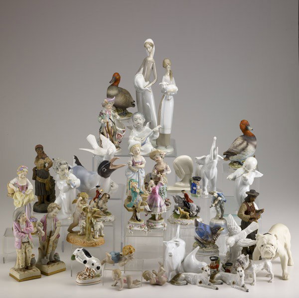 LLADRO, B&G, ETC.: LLADRO, B&G, ETC.; Box lot of approx. 40 figurines: (2) Lladro farm girls, three piece angel chorus, B&G seagull and bulldog, etc.; Tallest: 12''