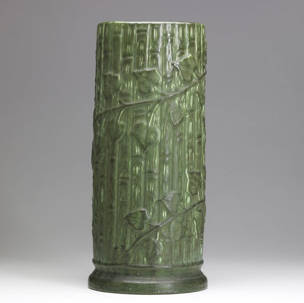 HAMPSHIRE: HAMPSHIRE; Umbrella stand in ivy pattern, 20th c.; Unmarked; 17 1/2'' x 8''