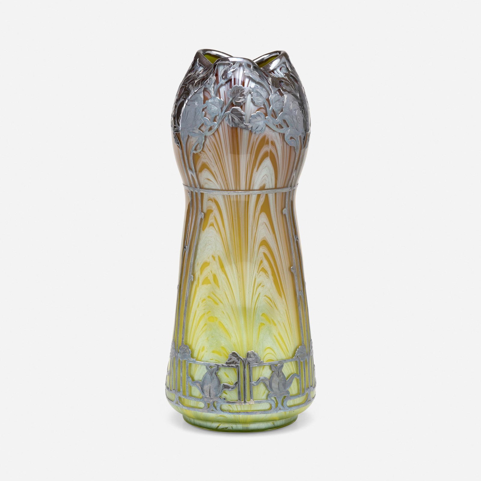 Loetz, Carrageen vase with overlay (Gre 2420) (1 of 3)