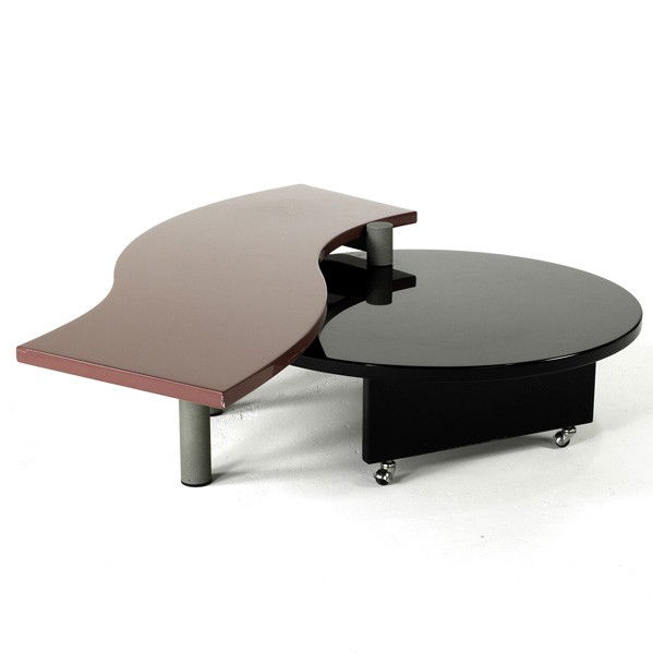 MAURIZIO SALVATO / SAPORITI ITALIA: MAURIZIO SALVATO; SAPORITI ITALIA; Nike coffee table, Italy, 1990s; Enameled wood and metal; Unmarked; 15'' x 63'' x 46''