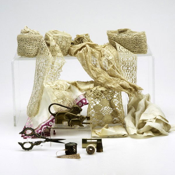 SEWING: SEWING; Approx. seventeen pieces: Victorian brass silk tape measure with portraits, three pattern spoons, lace, etc.; Longest: 4 1/2''