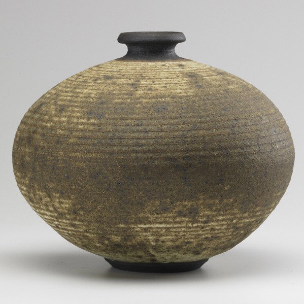 VIVIKA AND OTTO HEINO: VIVIKA AND OTTO HEINO; Squat stoneware vase, 20th c.; Incised Vivika + Otto; 9 1/2''