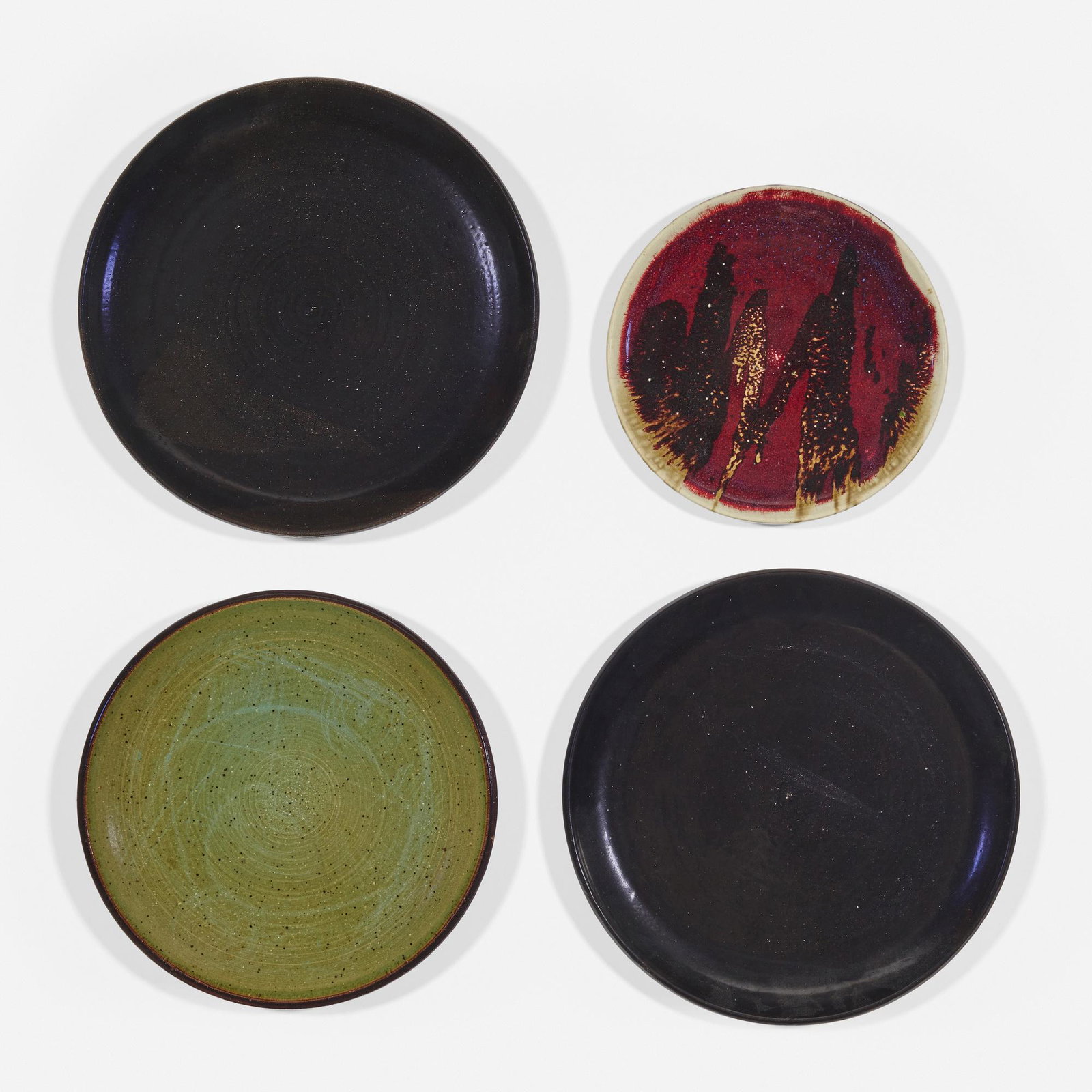 Toshiko Takaezu, Collection of four plates (1 of 2)