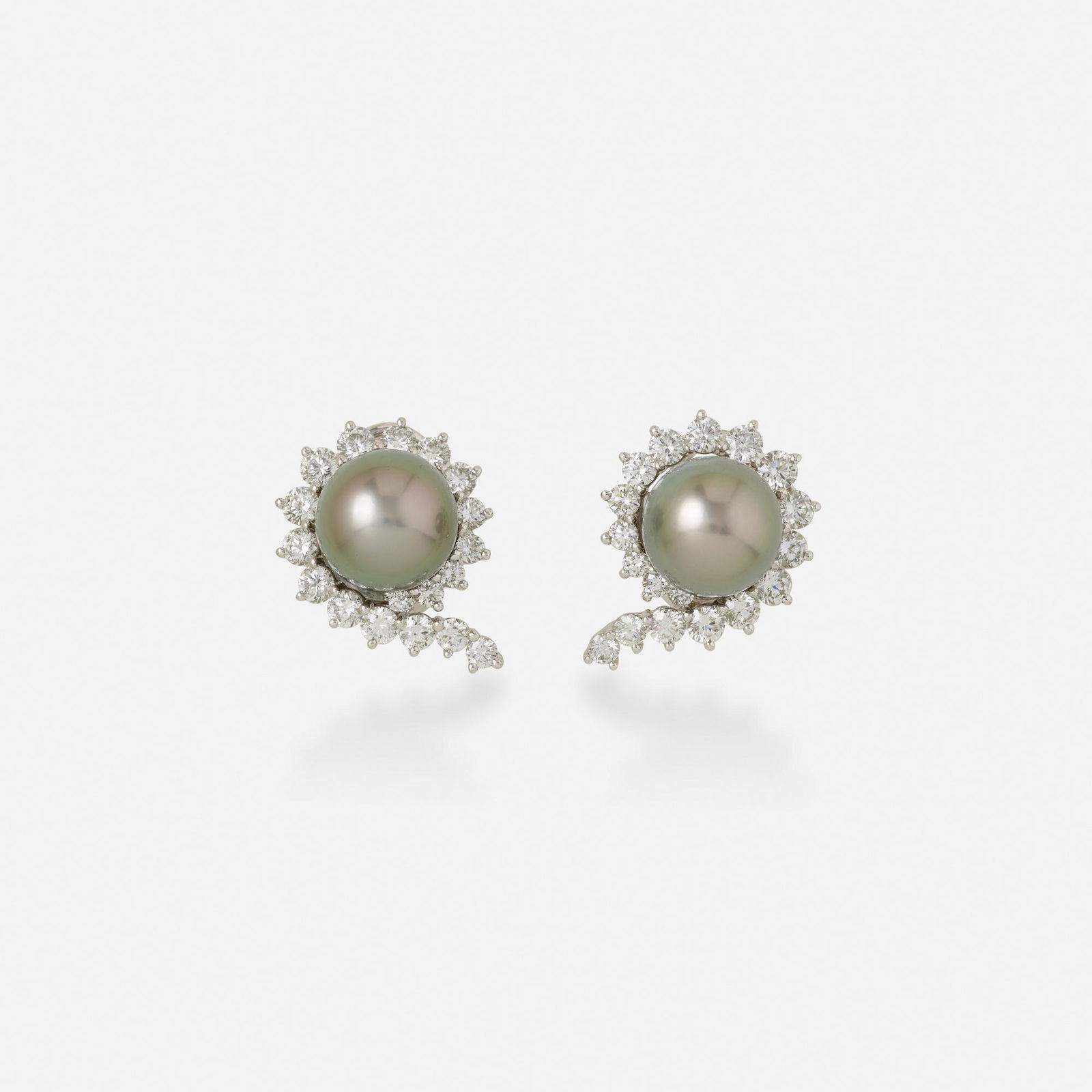 Angela Cummings, Assael, Crescent Swirl earrings (1 of 3)