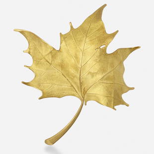 John Iversen, Gold maple leaf brooch: John Iversen Gold maple leaf brooch Of sculpted gold with polished outline and veins One-of-a-kind; 1990s 18k yellow gold Signed Iversen 4.75 x 4.25 in; Gross weight 47 dwts