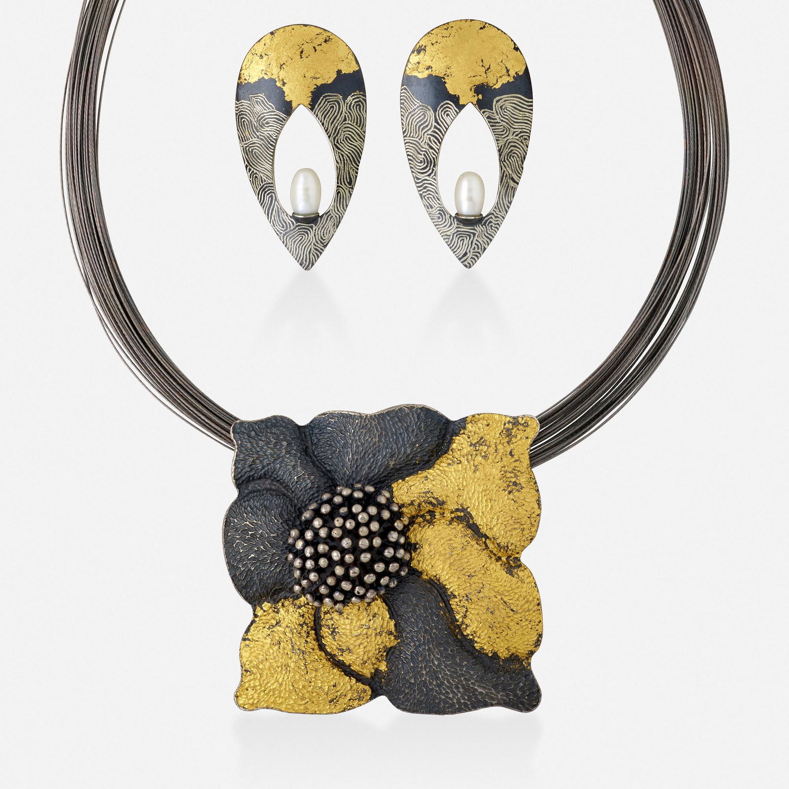 So Young Park, Oxidized silver necklace, earrings (1 of 5)