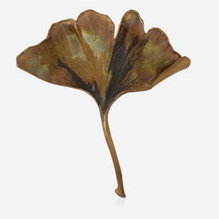 John Iversen, Bronze ginkgo leaf brooch: John Iversen Bronze ginkgo leaf brooch Cast from a fallen ginkgo leaf Patinated bronze Signed Iversen 4.25 x 4 in; Gross weight 24.4 dwts Sold with signed Takashimaya box