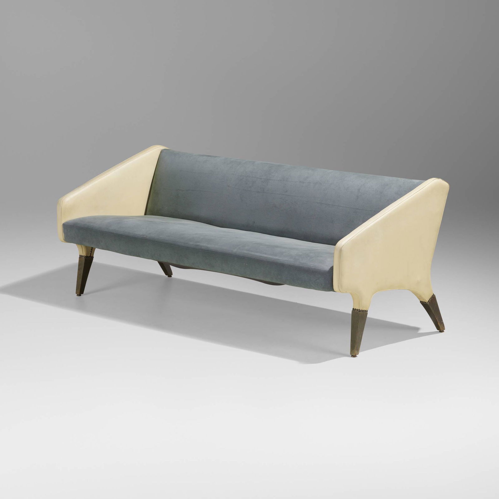 Gio Ponti, Sofa from the Hotel Parco dei Principi (1 of 4)