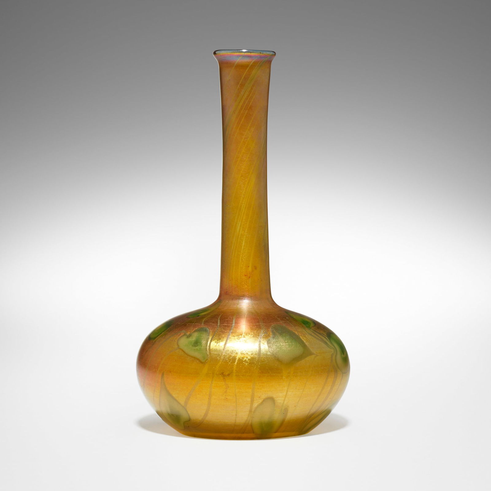 Tiffany Studios, Leaf and Vine vase (1 of 3)