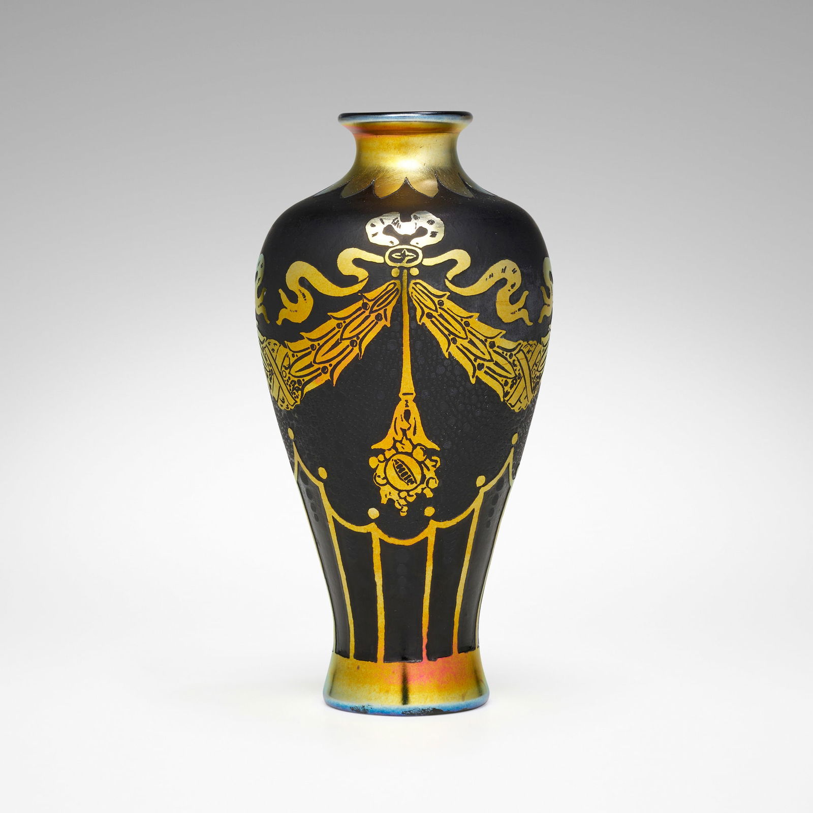 Steuben, Vase Auction
