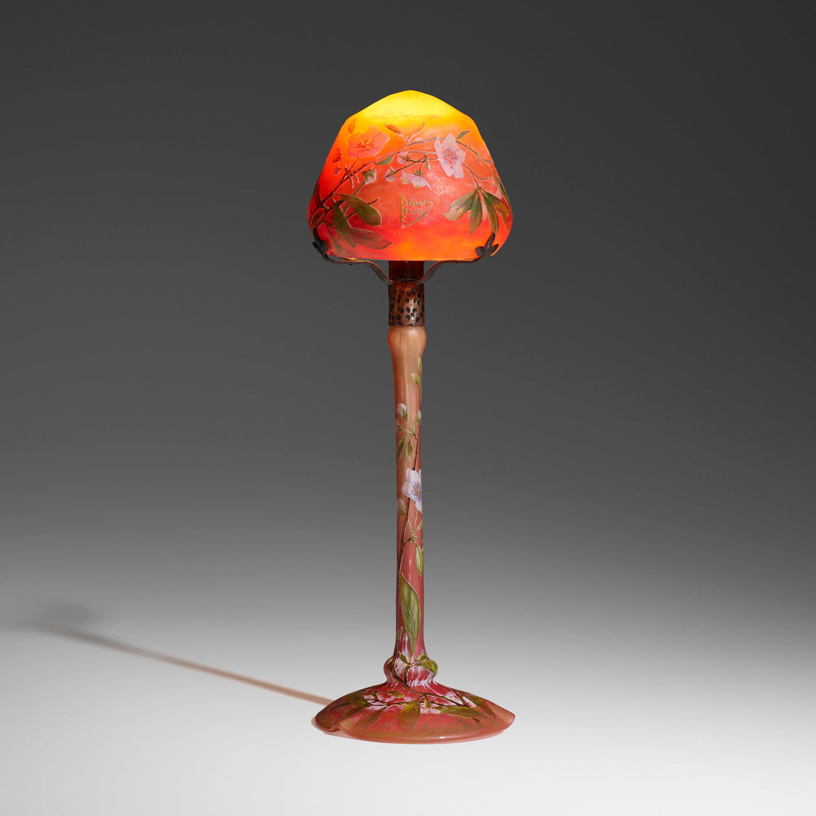 Daum, Apple Blossom boudoir lamp (1 of 5)
