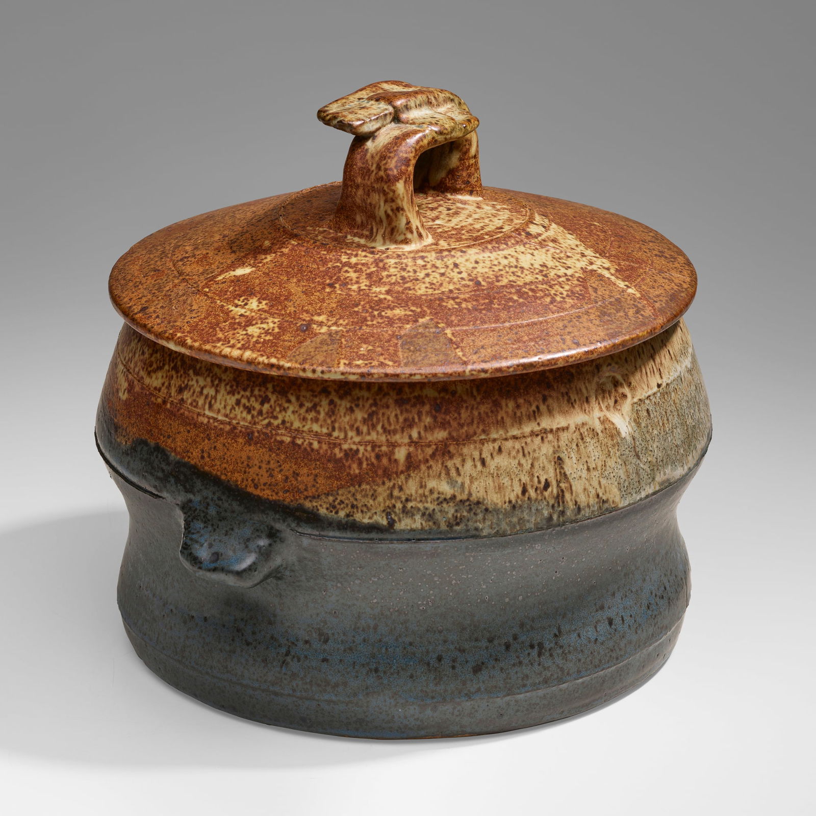 Robert Turner, Covered vessel (1 of 4)