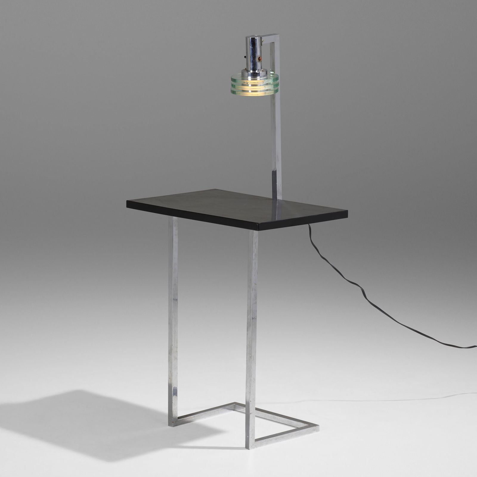 Modern, Lamp table (1 of 3)