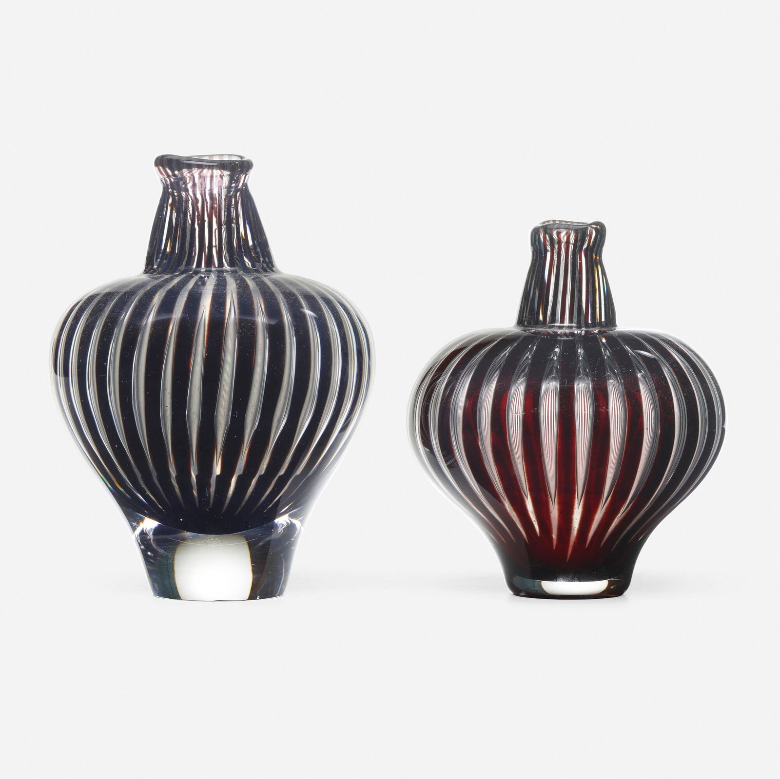 Edvin Ohrstrom, Ariel vases, set of two (1 of 4)