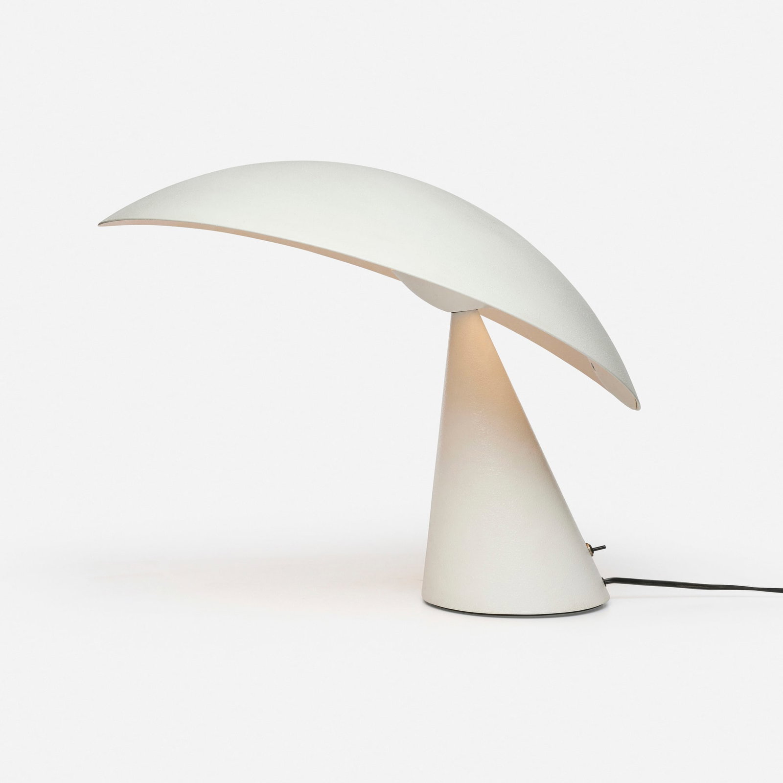 Masayuki Kurokawa, Lavinia table lamp: Masayuki Kurokawa Lavinia table lamp ArtemideJapan / Italy, 1988cast and enameled aluminum 18 h x 20.125 w x 22.125 d in (46 x 51 x 56 cm) Molded manufacturer's mark to underside 'Milano