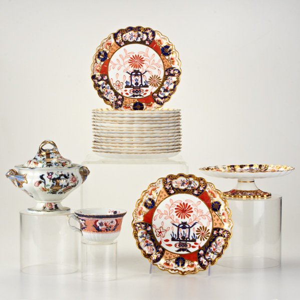 IMARI PORCELAIN: Eighteen pieces, 20th c. including sixteen Spode Copeland; Most marked; Tallest: 2 1/2"