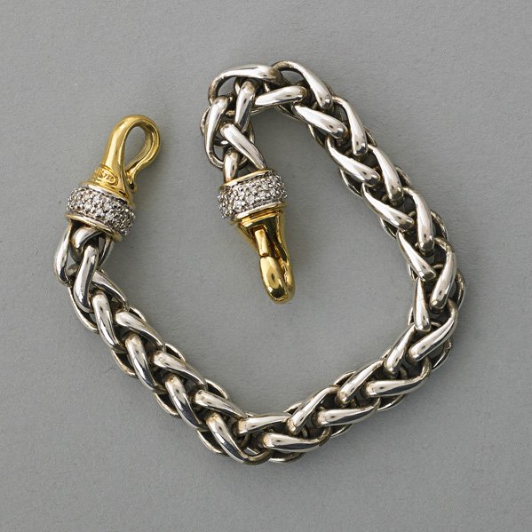 DAVID YURMAN 925 750 DIAMOND WHEAT CHAIN BRACELET: Cable classic, approx. 8.2 mm, 11 mm terminals set with rows of brilliant cut diamonds, in pouch; 50.1 gs., 7 3/4"