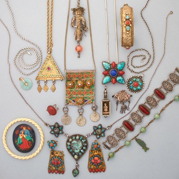 CHINESE, PAN ASIAN, RUSSIAN SOUVENIR JEWELRY: Twenty-one pieces, 20th C., includes silver, gold, turquoise, coral, lapis, lacquer, enamel, carnelian, ivory