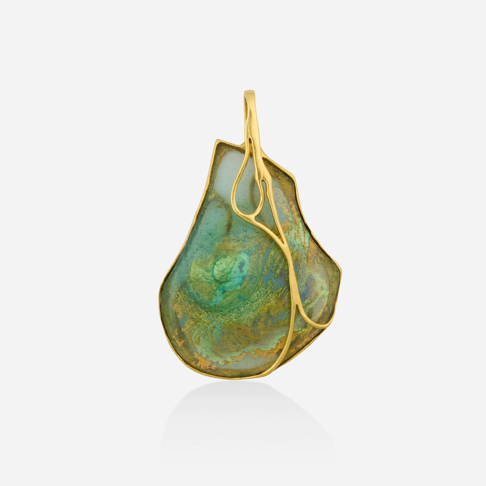 Uri Ramot, Glass and gold pendant (1 of 3)