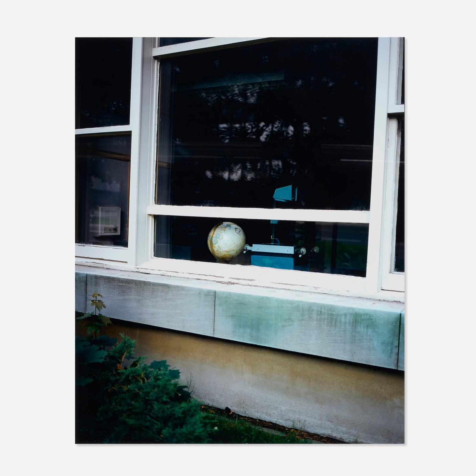 Jennifer Bolande, Globe Sightings: Ste. Catherine St., Montreal (1 of 3)