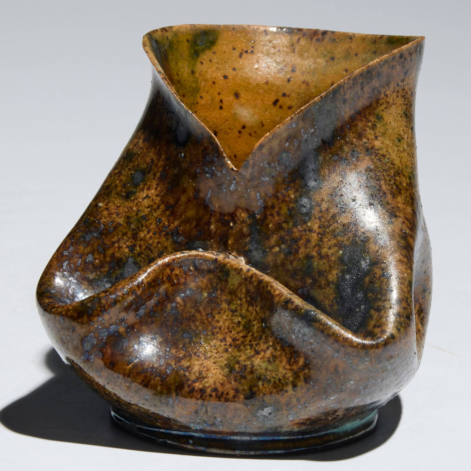 George E. Ohr, Vase - 3