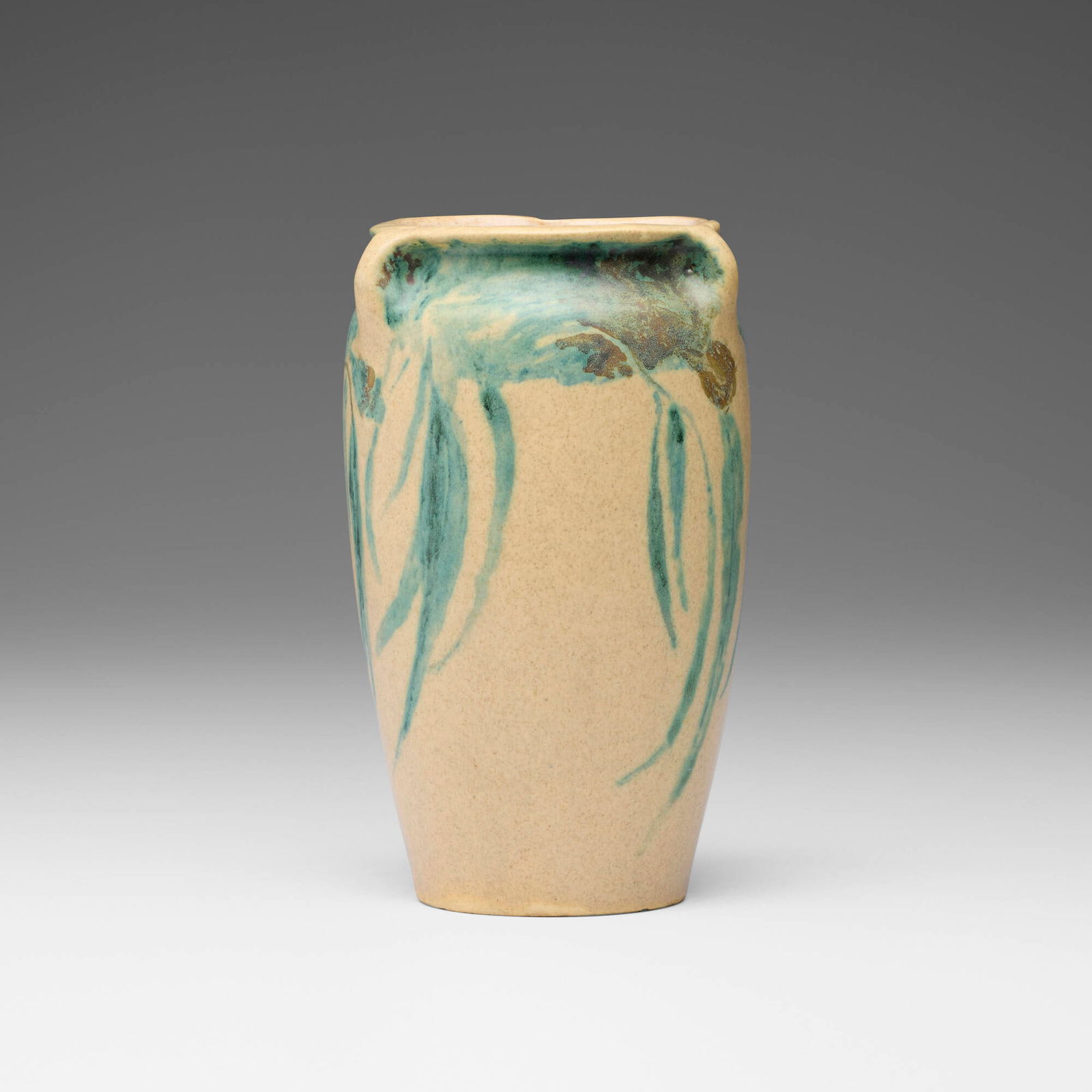 Byrdcliffe, Vase with eucalyptus (1 of 5)