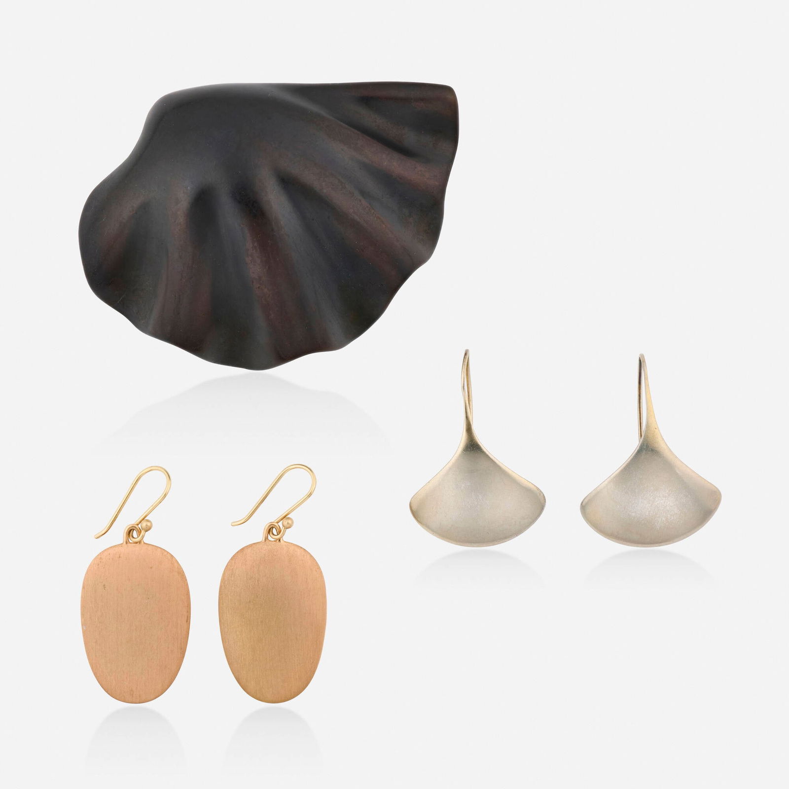 Ted Muehling, Group of jewelry (1 of 2)