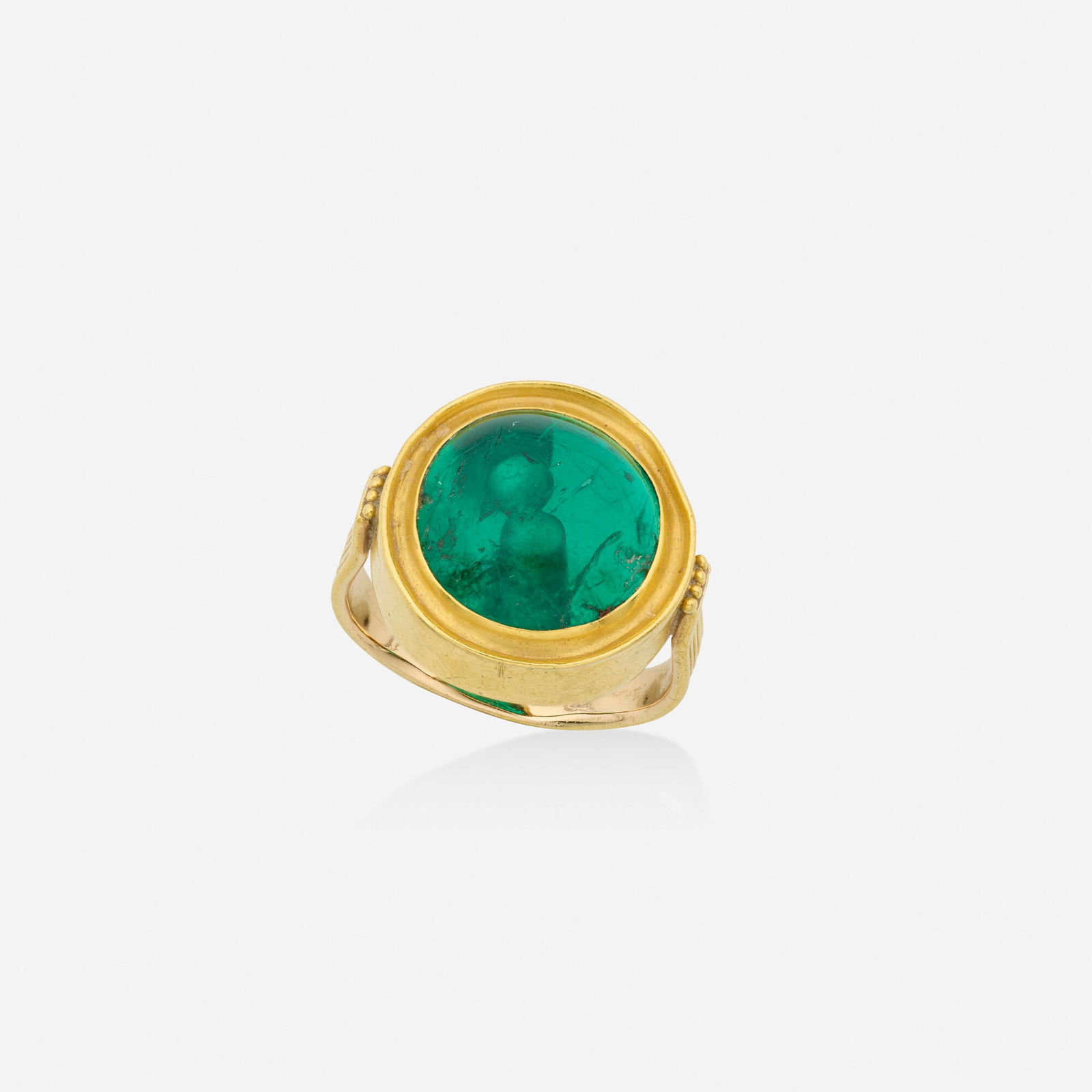 Emerald and gold ring (1 of 2)