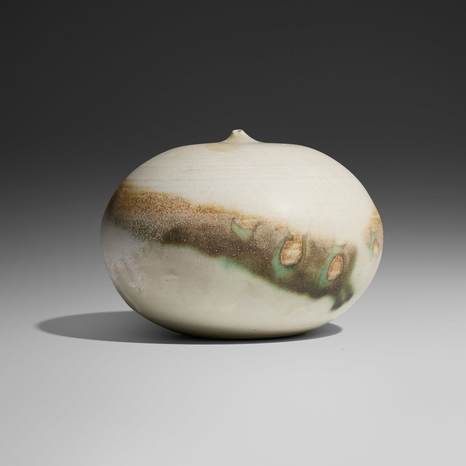 Toshiko Takaezu, Closed Form (with rattle) (1 of 6)