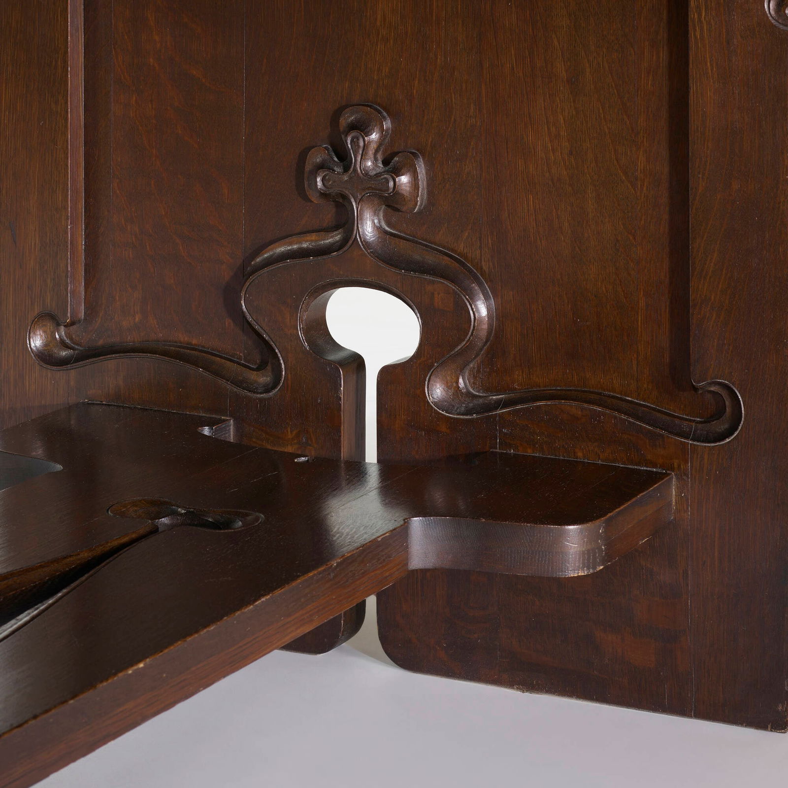 Charles Rohlfs, Important library table - 5