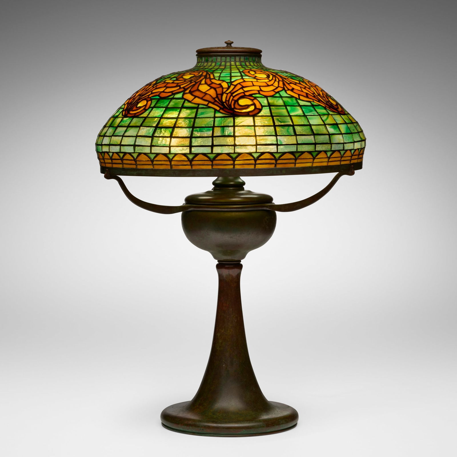 Tiffany Studios, Tyler Scroll table lamp (1 of 8)