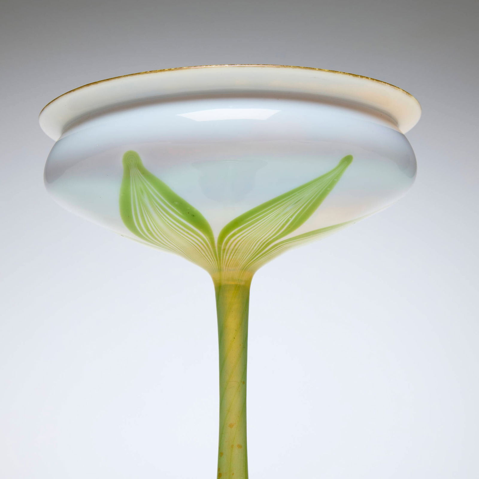 Tiffany Studios, Pulled-feather floriform vase - 3