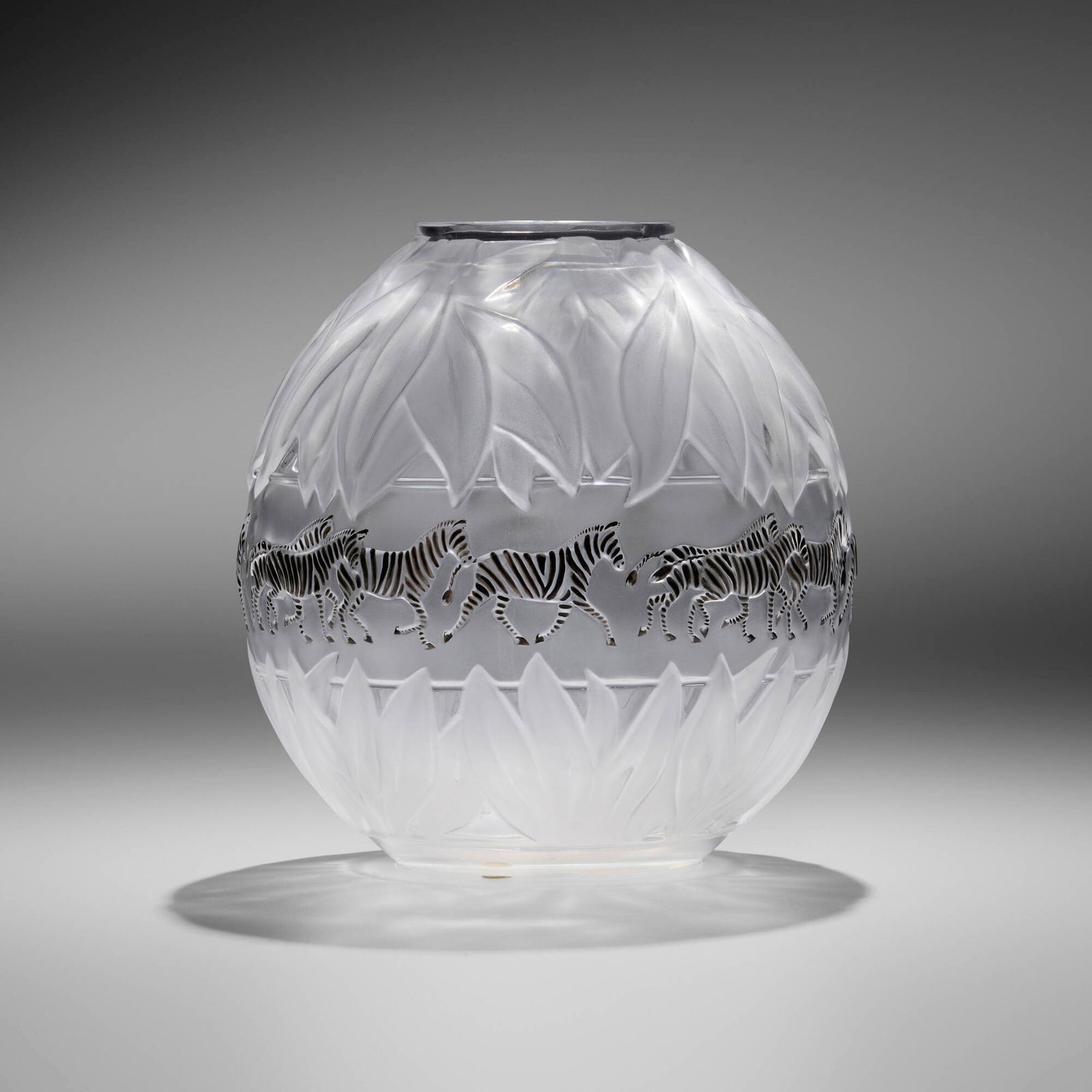 Marie-Claude Lalique, Tanzania zebra vase (1 of 5)