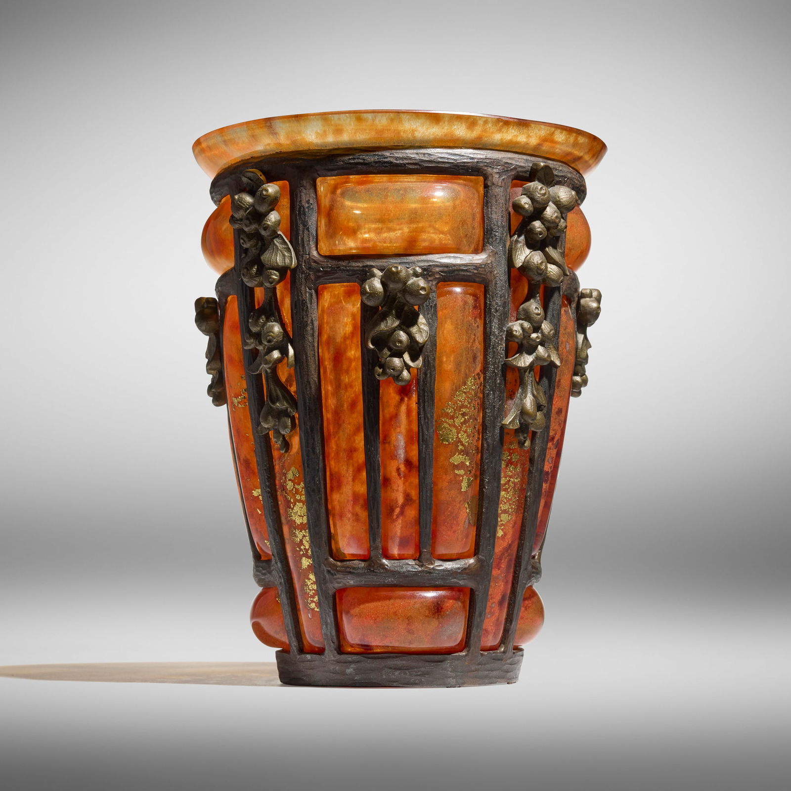 Daum and Majorelle, Vase (1 of 5)