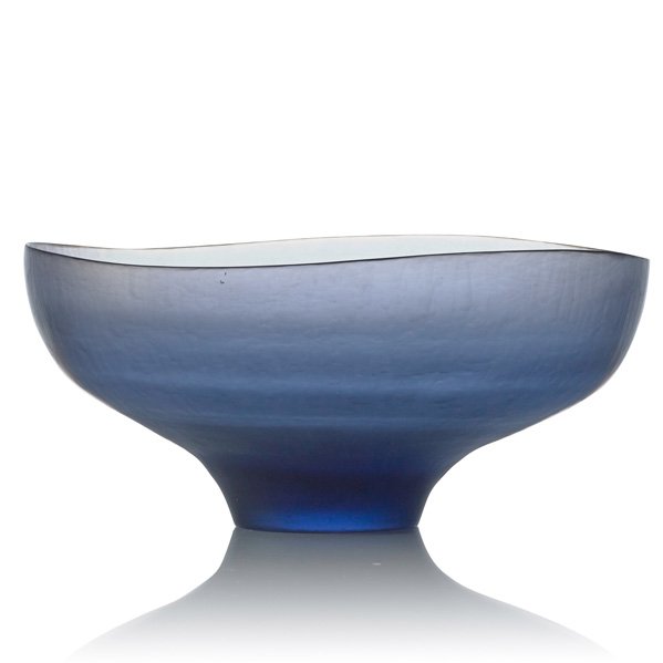 TOBIA SCARPA ; VENINI Glass bowl: TOBIA SCARPA (b. 1935) VENINI Battuto glass bowl, Murano, Italy, 1960s; Unmarked; 5" x 11" dia.