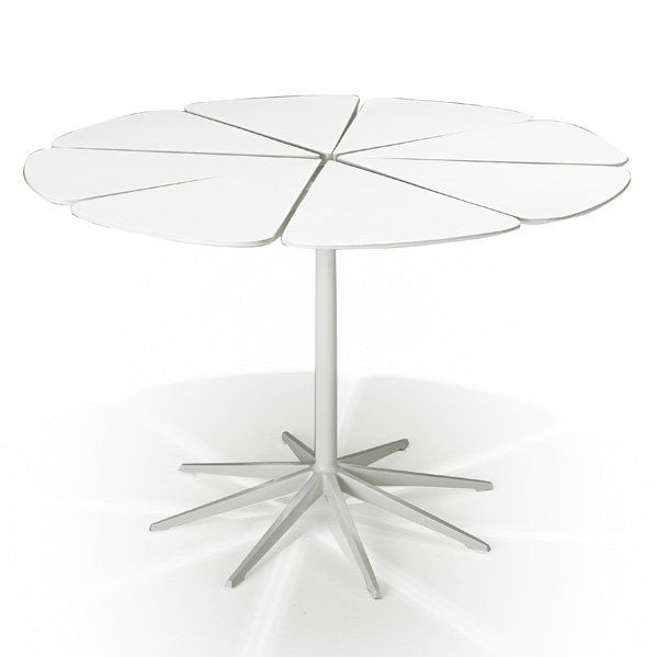 RICHARD SCHULTZ; KNOLL Petal dining table: RICHARD SCHULTZ (b. 1926) KNOLL ASSOCIATES Petal dining table, USA, 1960s; Enameled wood, plastic-coated metal; Unmarked; 28" x 42 1/2" dia.