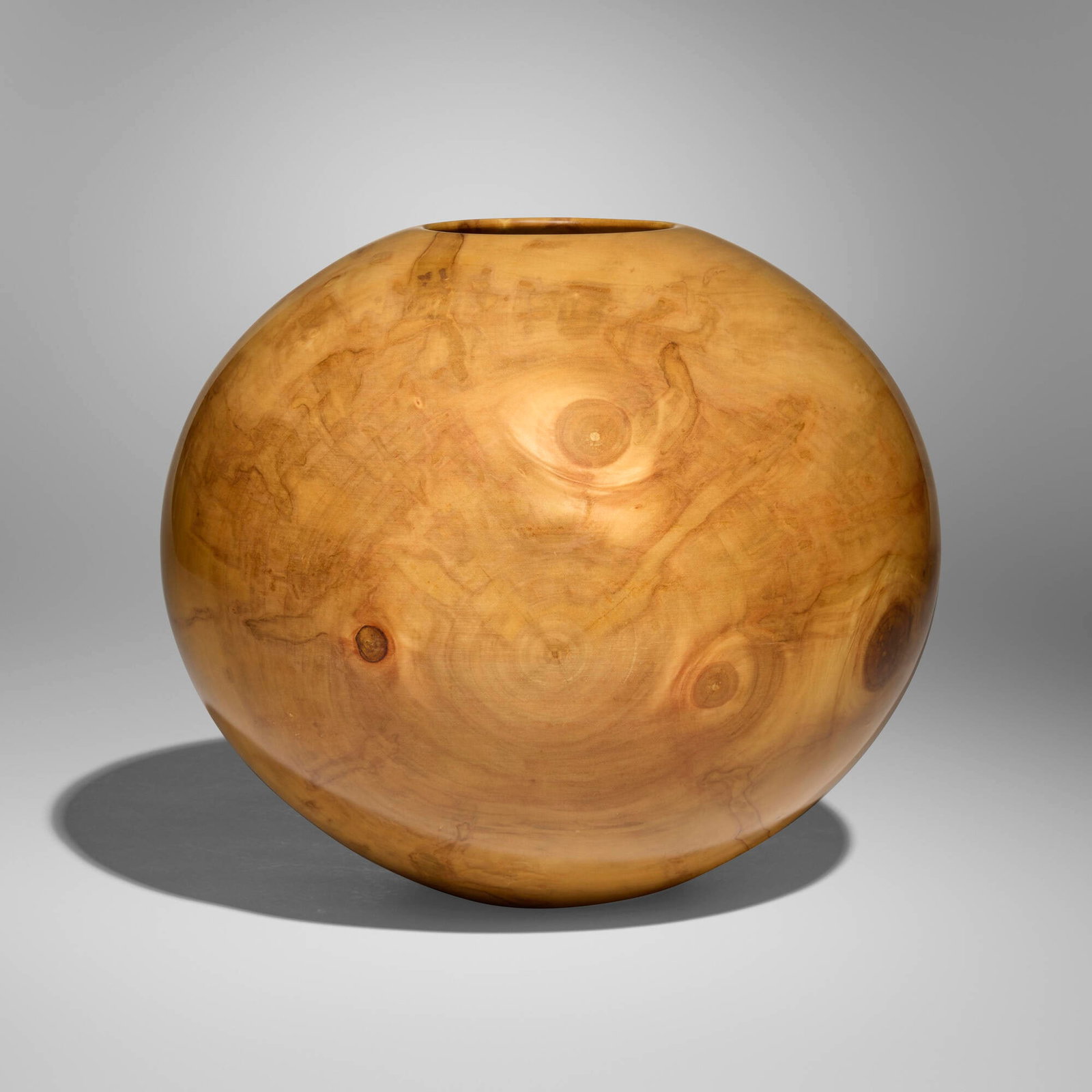 Philip Moulthrop, Silver Maple Sphere (1 of 5)