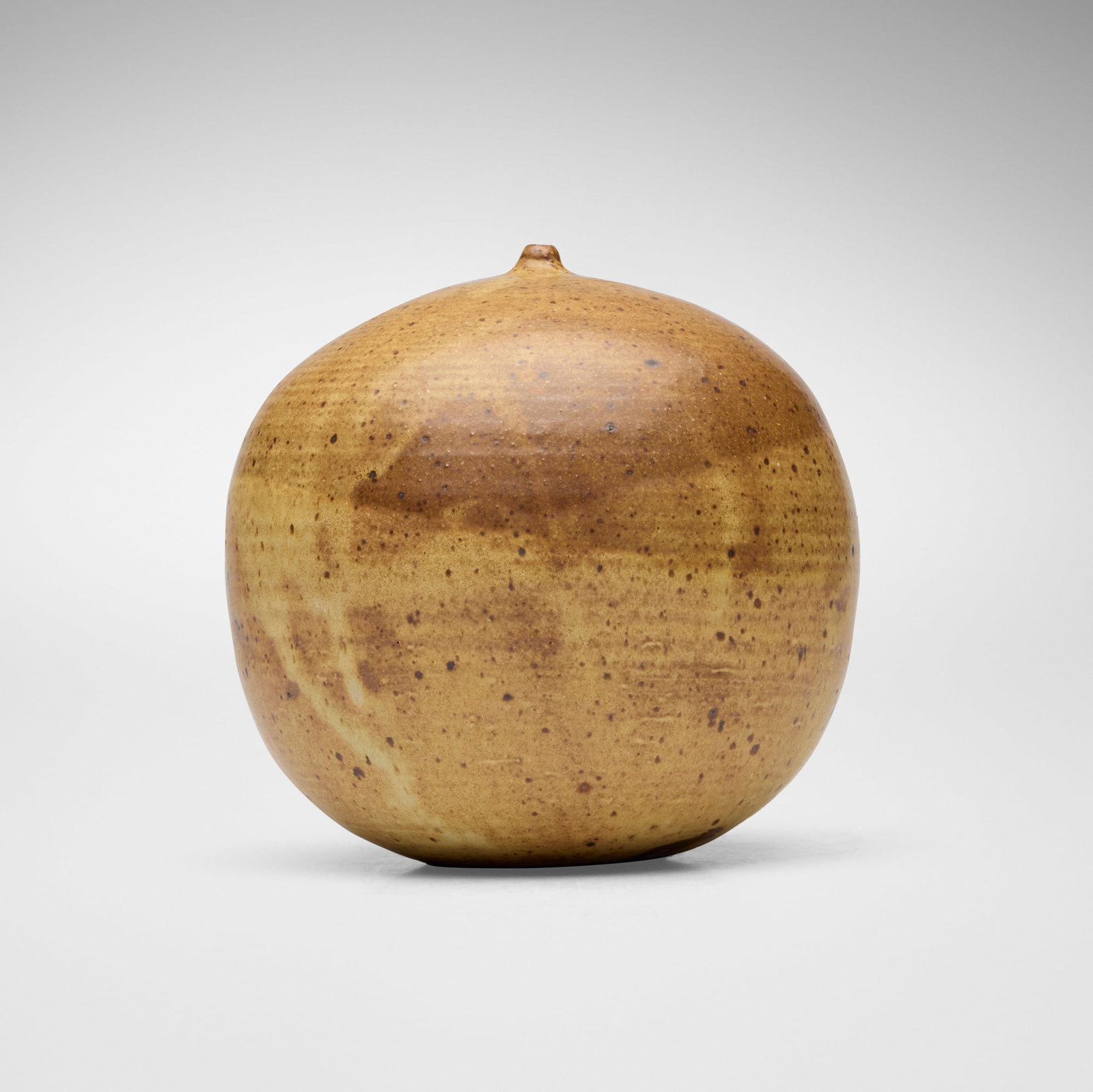 Toshiko Takaezu, Closed Form (1 of 5)