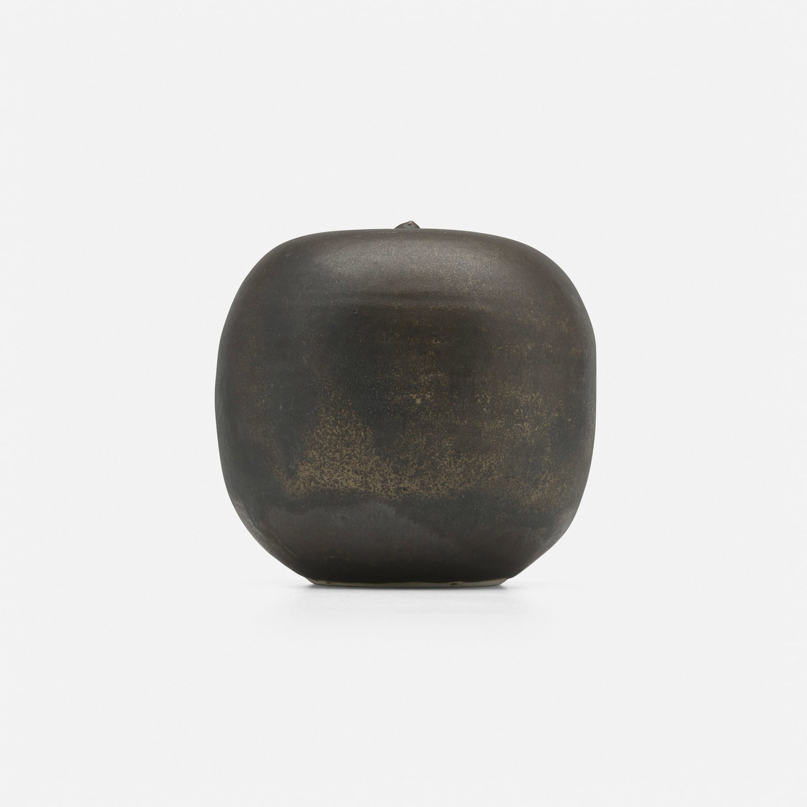 Toshiko Takaezu, Closed Form (with rattle): Toshiko Takaezu Closed Form (with rattle) c. 1995 glazed porcelain 6 h x 6 dia in (15 x 15 cm) Incised signature to underside 'TT'. Provenance: Collection of architect Bradley Lynch, Chicago |
