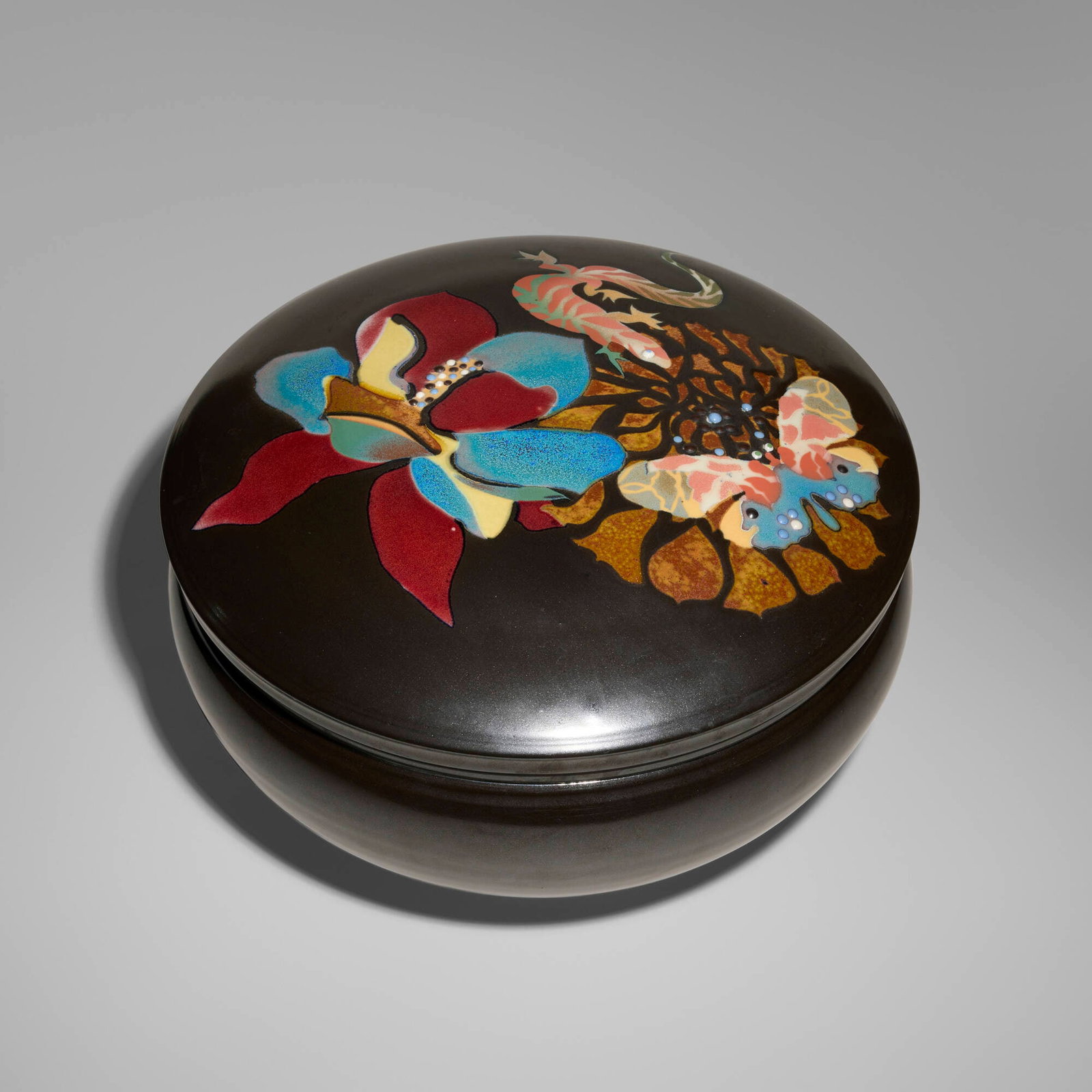 Victor Babu, Large lidded vessel: Victor Babu Large lidded vessel 1994 glazed stoneware 9.5 h x 15.75 dia in (24 x 40 cm) Glazed signature and date to underside 'Victor Babu 94'. Provenance: Andrew Jones Auction, Los Angeles,