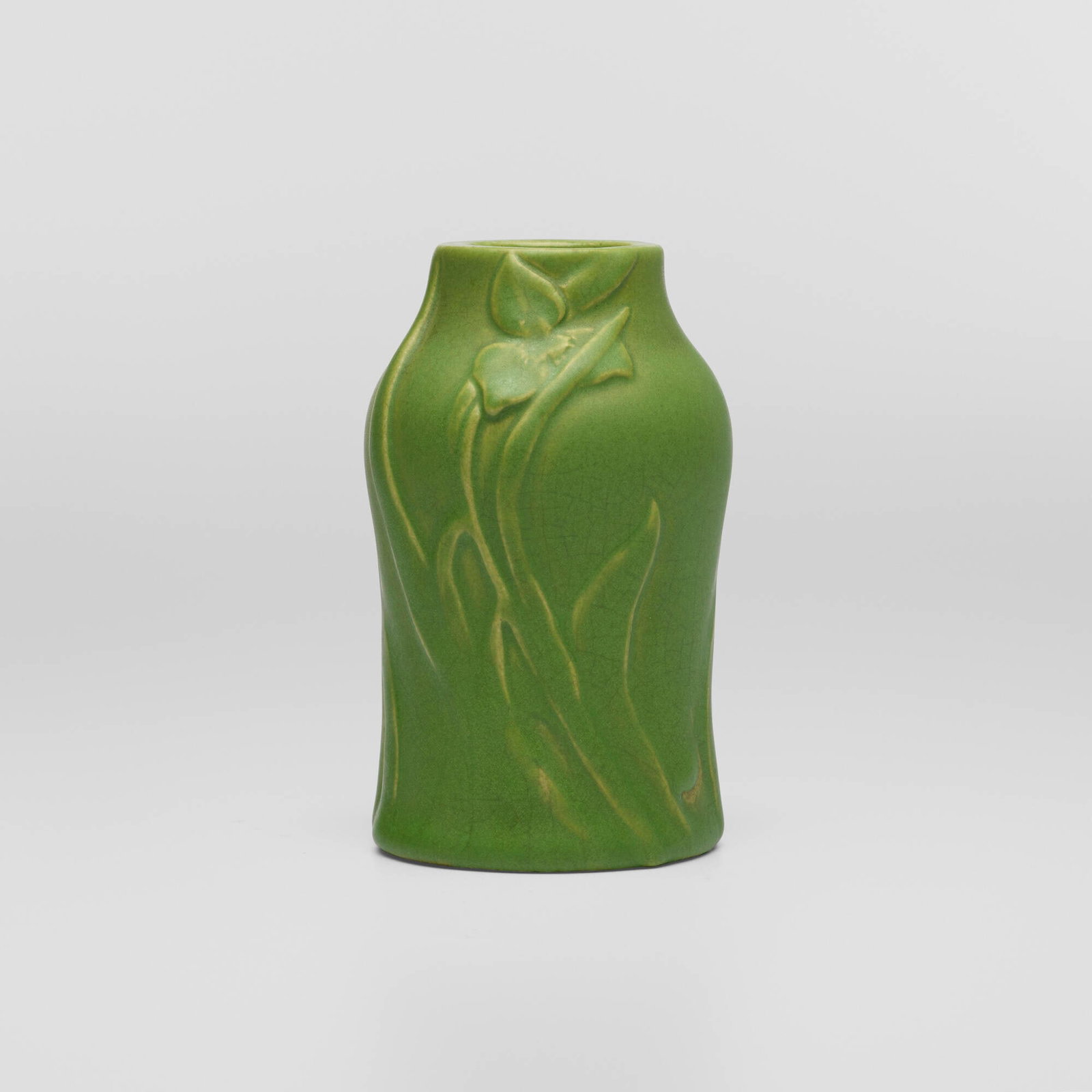 Artus Van Briggle for Van Briggle Pottery, Early vase with spiderwort (1 of 4)