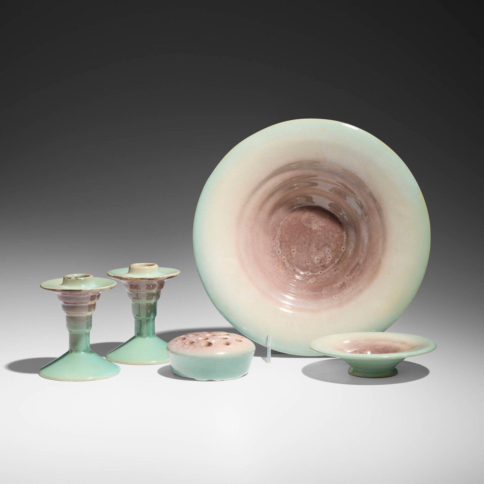 Roseville Pottery, Rare Futura Flying Saucer console set: Roseville Pottery Rare Futura Flying Saucer console set USA, c. 1928 glazed earthenware largest (centerpiece bowl): 2.5 h x 10.5 dia in (6 x 27 cm) smallest (small bowl): 1.125 h x 5.25 dia in (3 x