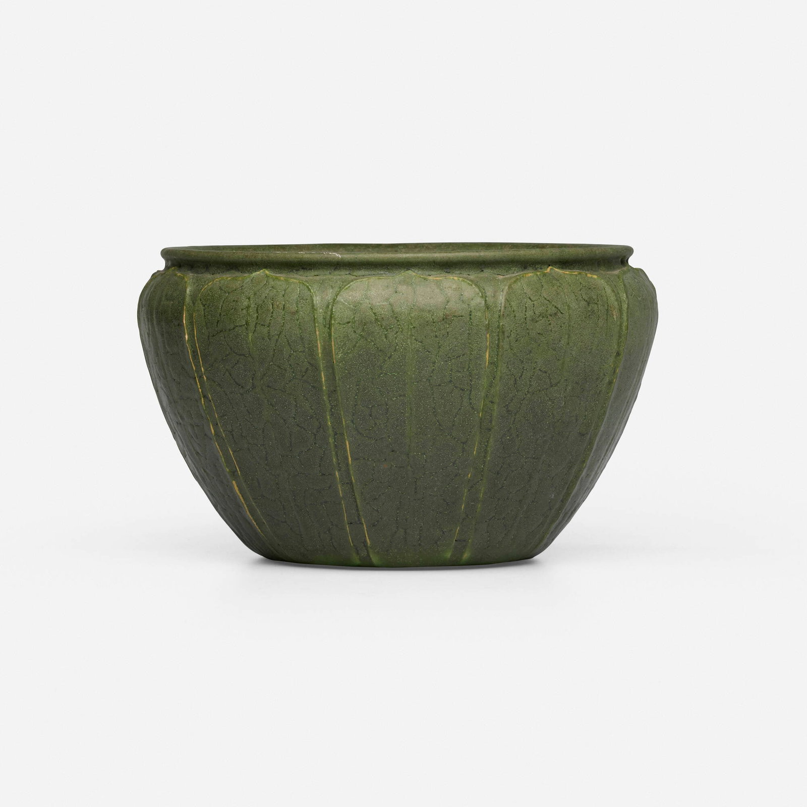Grueby Faience Company, Bowl with leaves (1 of 4)