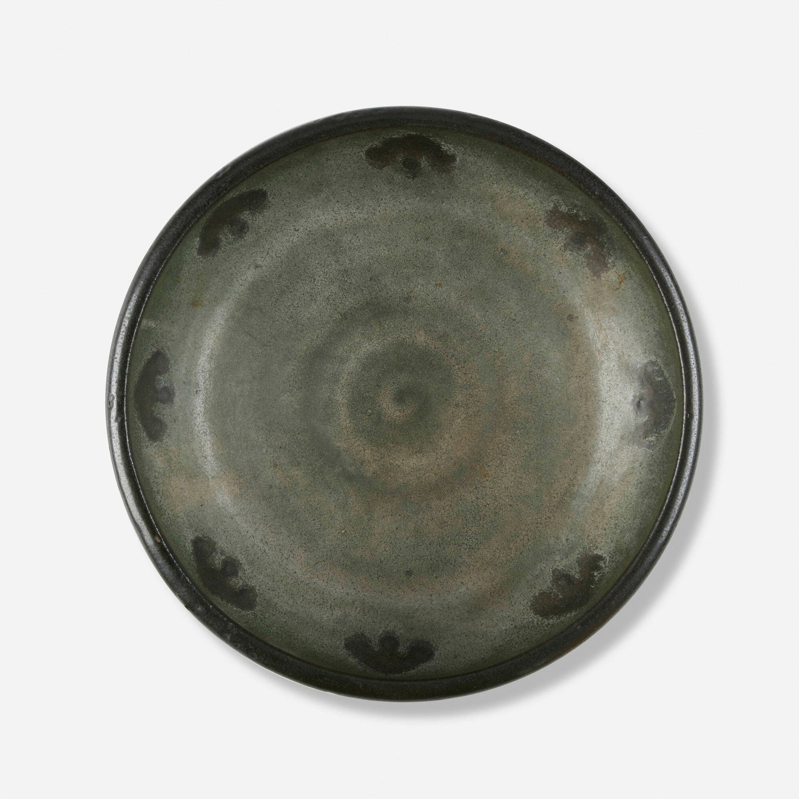 Arthur Eugene Baggs and Sarah Tutt for Marblehead Pottery, Bowl with stylized mushrooms (1 of 4)