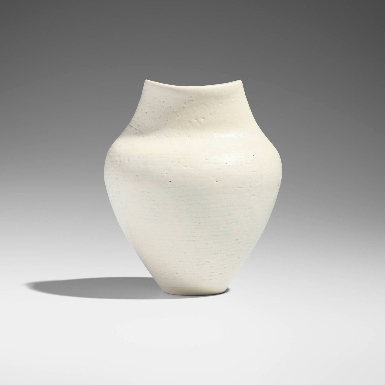 Lucie Rie, Flared vase (1 of 5)