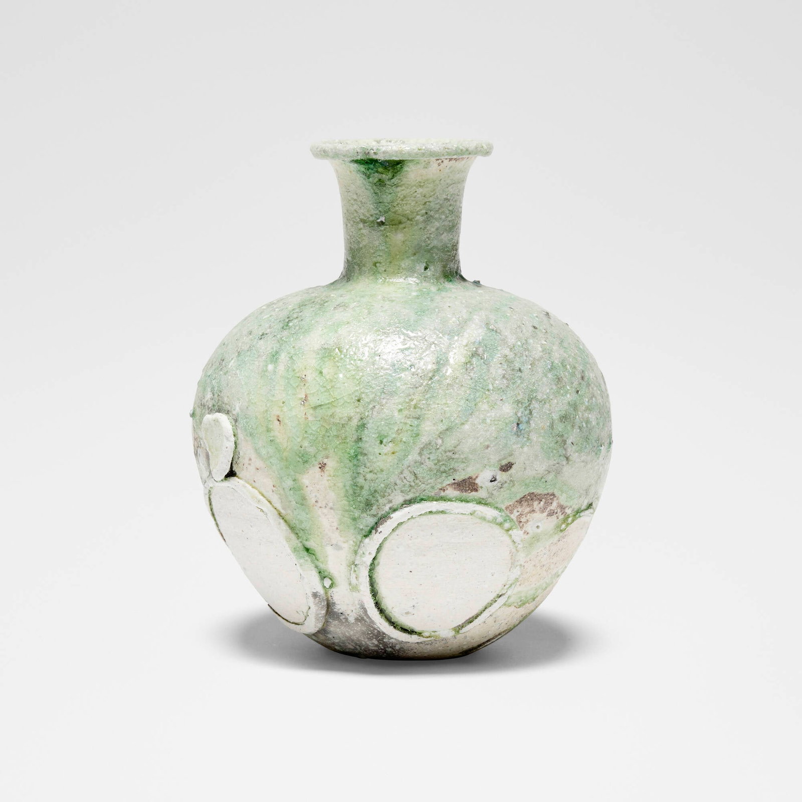 Yui Tsujimura, Vase with long neck - 2